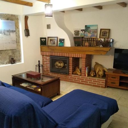 Villa Casa Con Vistas En Ucieda Exterior foto